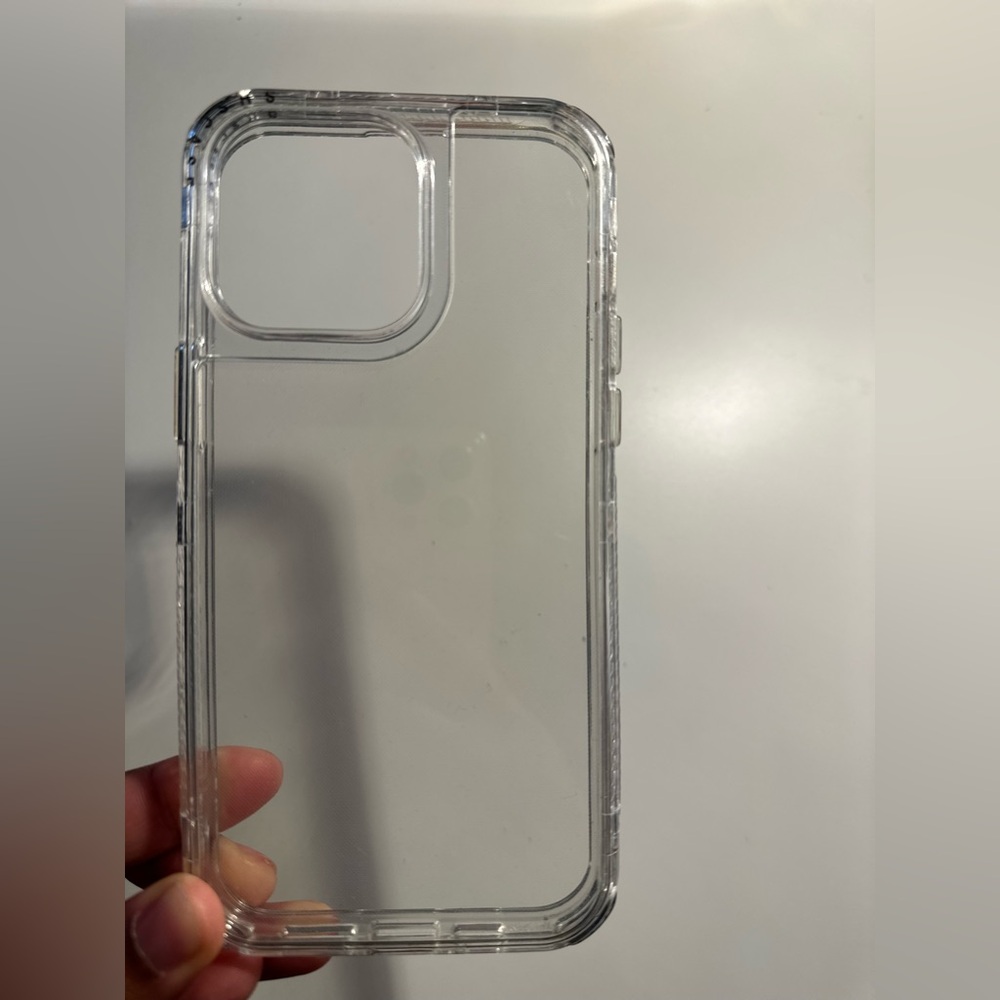 iPhone 14 Pro Max clear case